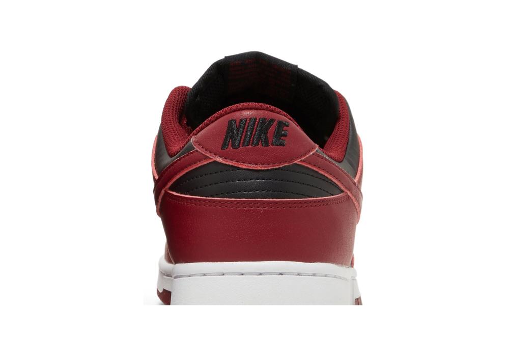 Wmns Dunk Low Next Nature 'Team Red Black'