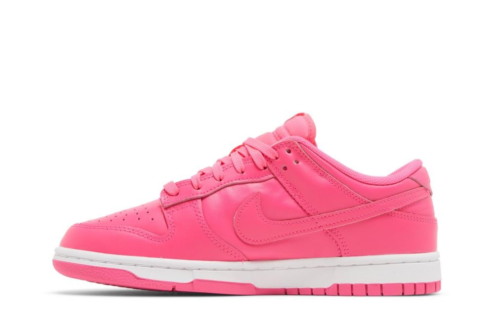 Wmns Dunk Low 'Hyper Pink'