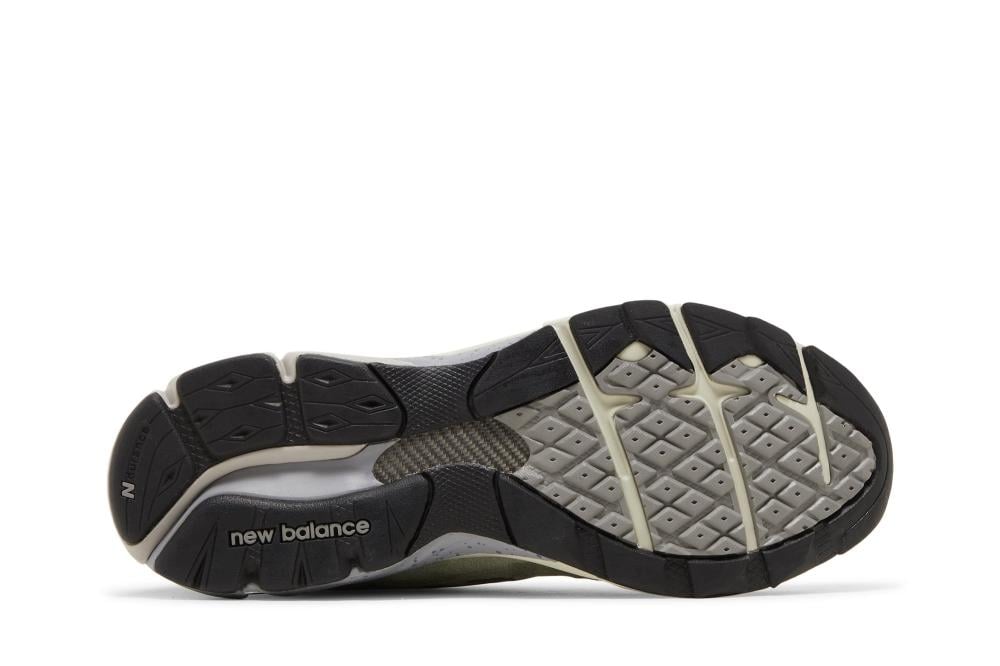 Patta x 990v3 Made in USA 'Keep Your Family Close'