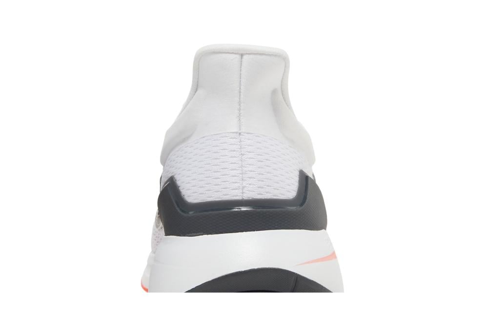EQ21 Run 'White Black'