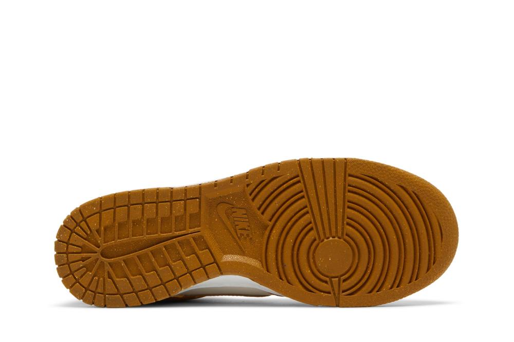 Wmns Dunk Low Next Nature 'Gold Phantom'