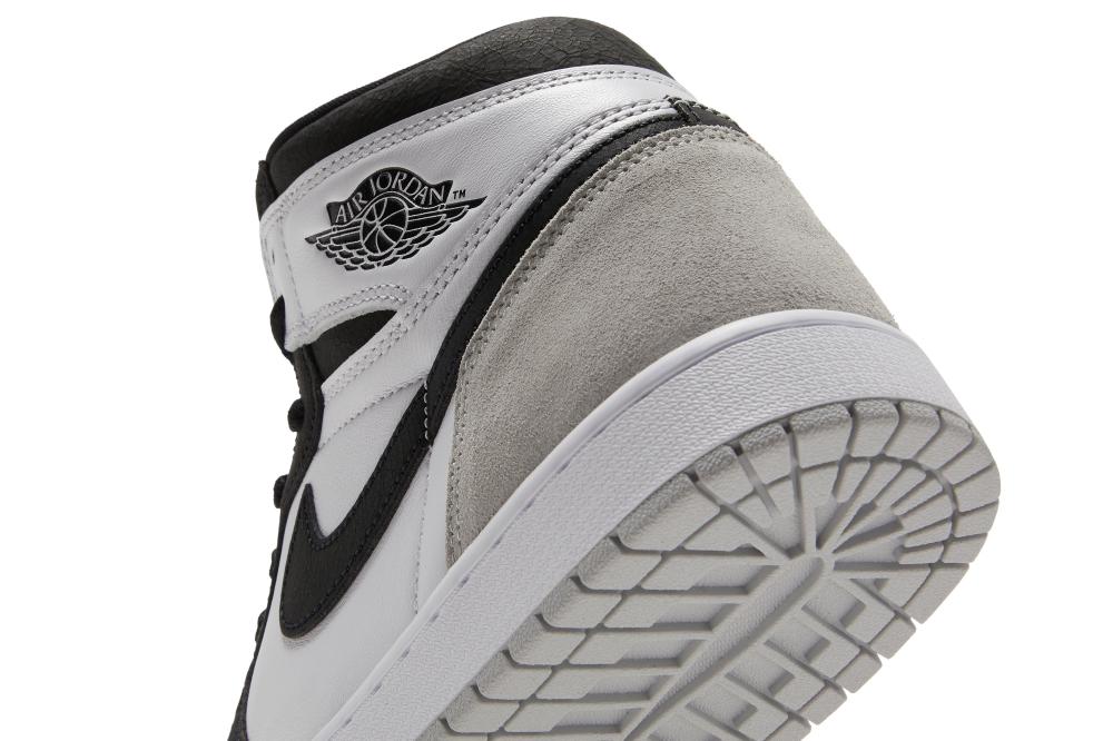 Air Jordan 1 Retro High OG 'Stage Haze'
