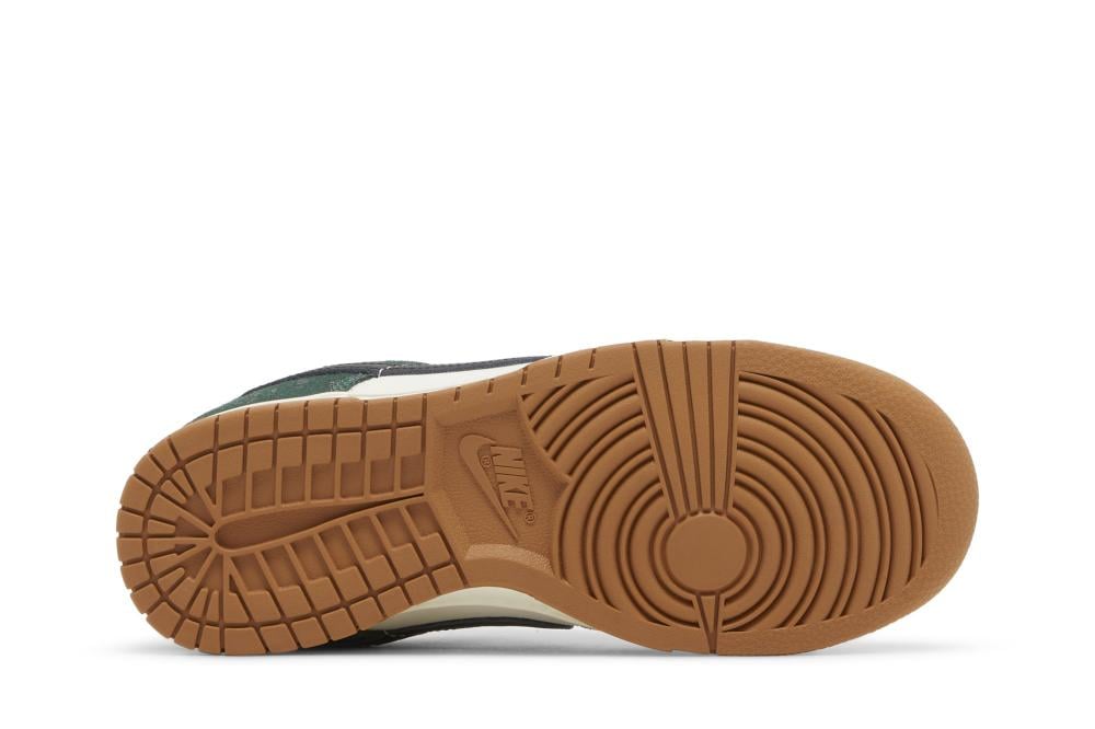 Wmns Dunk Low 'Green Snake'