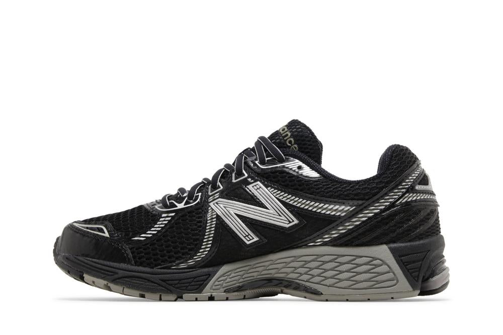 860v2 'Black Grey'