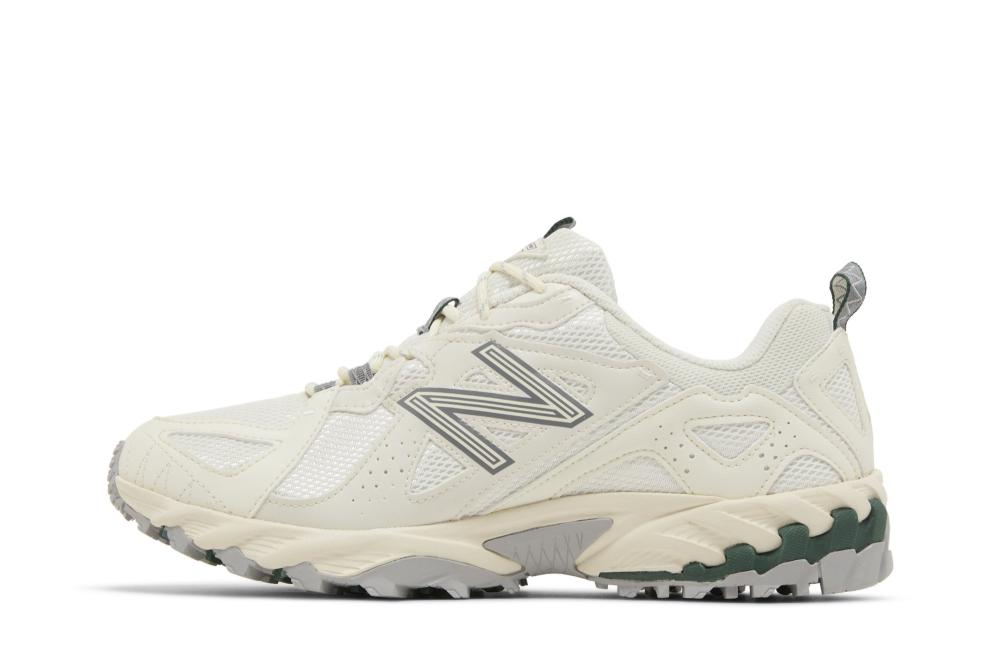 610 'Angora Nightwatch Green'