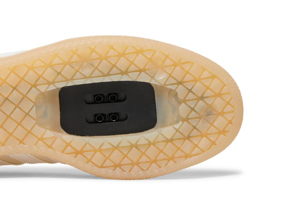 The Velosamba 'Cream White Wild Sepia'