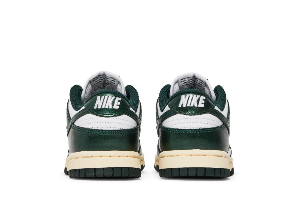 Wmns Dunk Low 'Vintage Green'