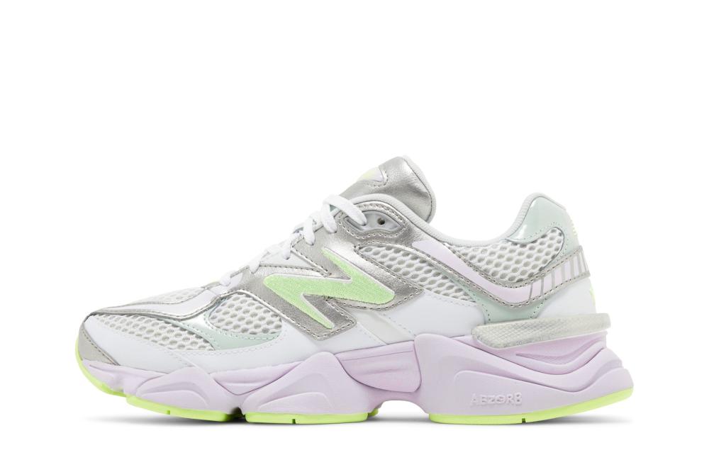9060 'White Taro'