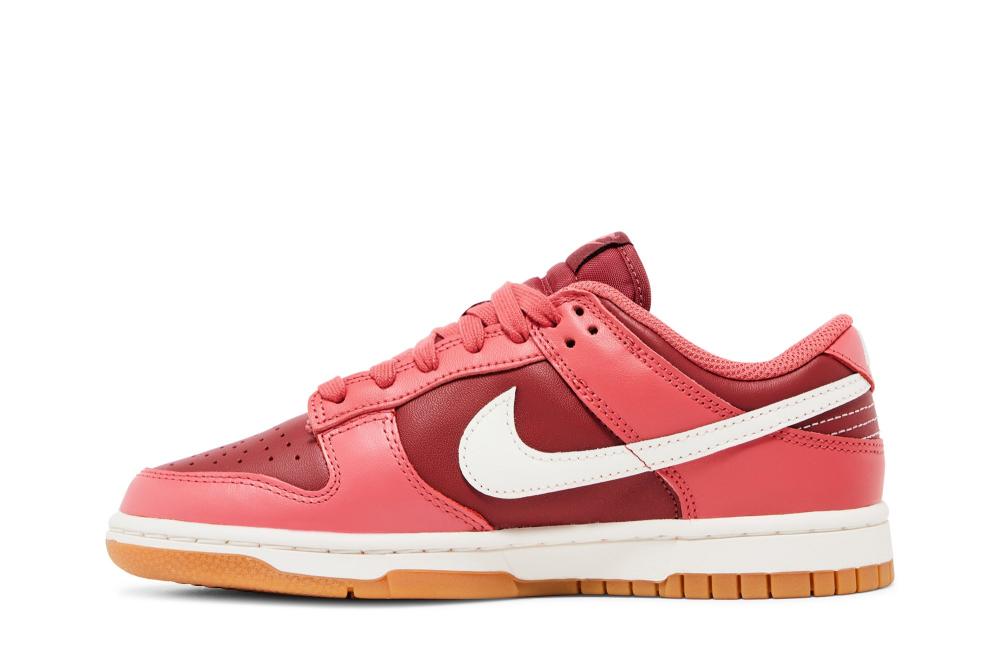 Wmns Dunk Low 'Desert Berry'
