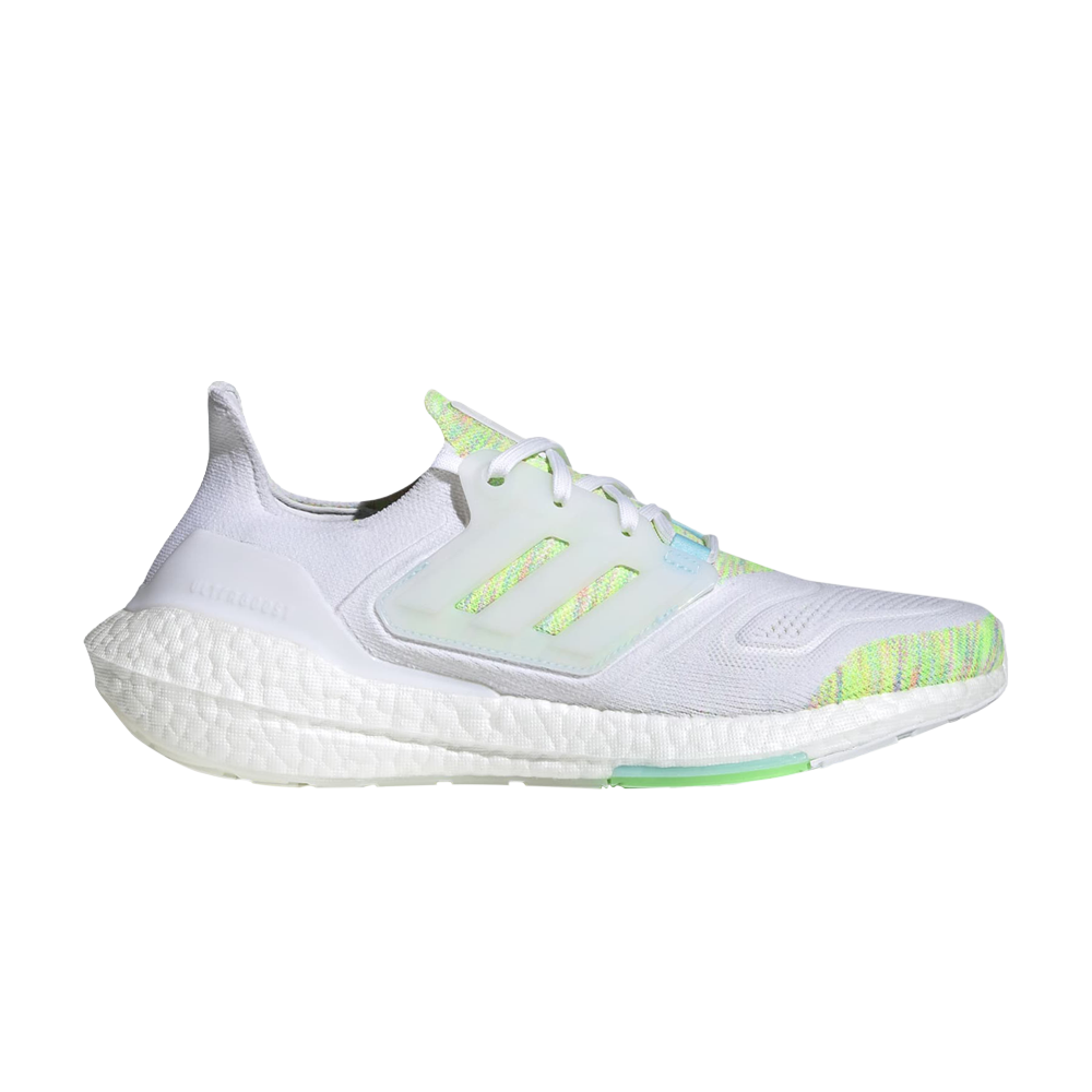 UltraBoost 22 'White Bliss Blue'
