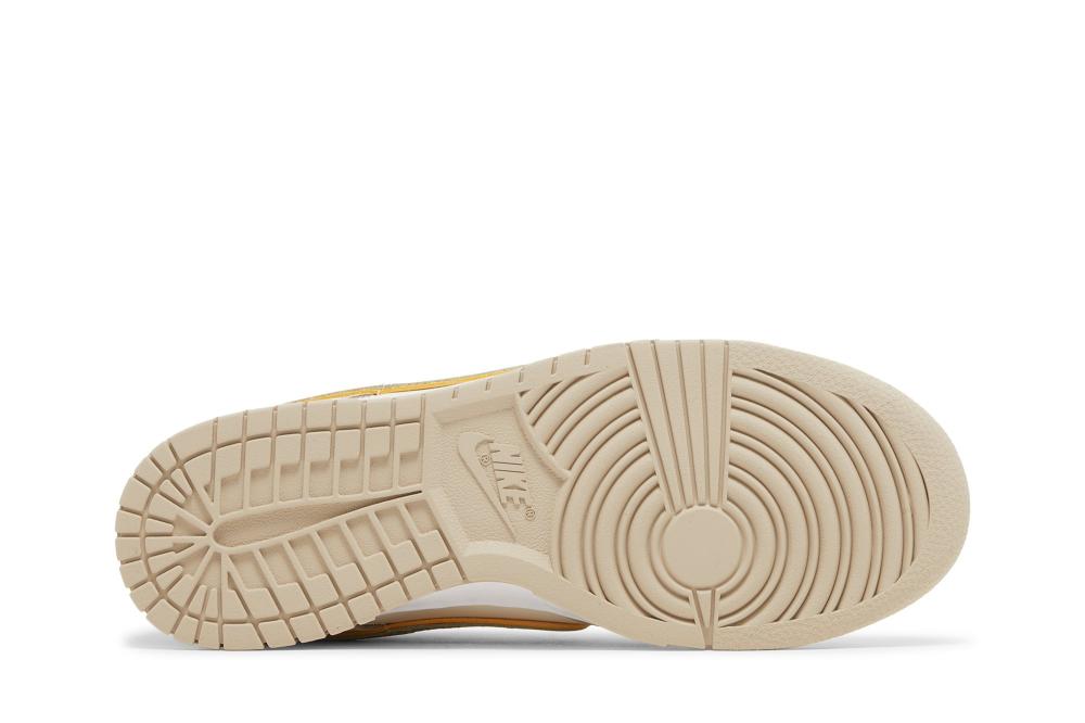 Wmns Dunk Low 'Pale Ivory Oil Green'
