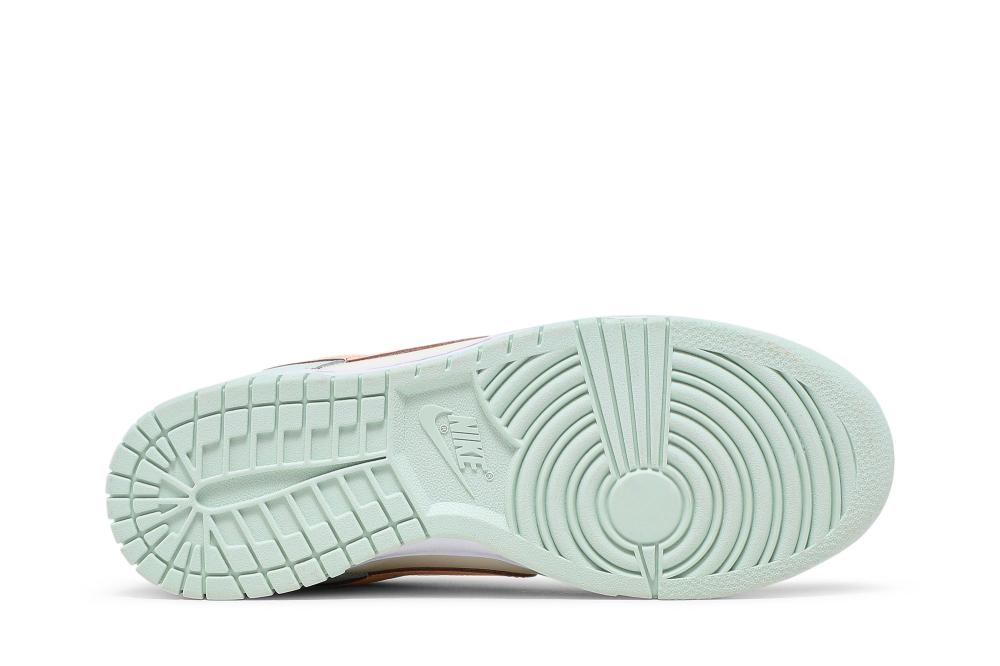 Wmns Dunk Low 'Barely Green'
