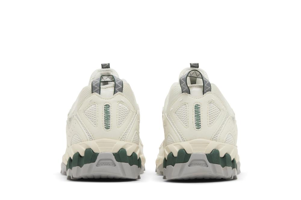610 'Angora Nightwatch Green'