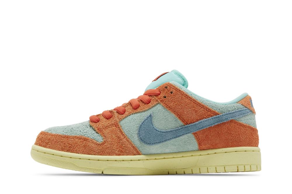 Dunk Low SB 'Orange Emerald Rise'