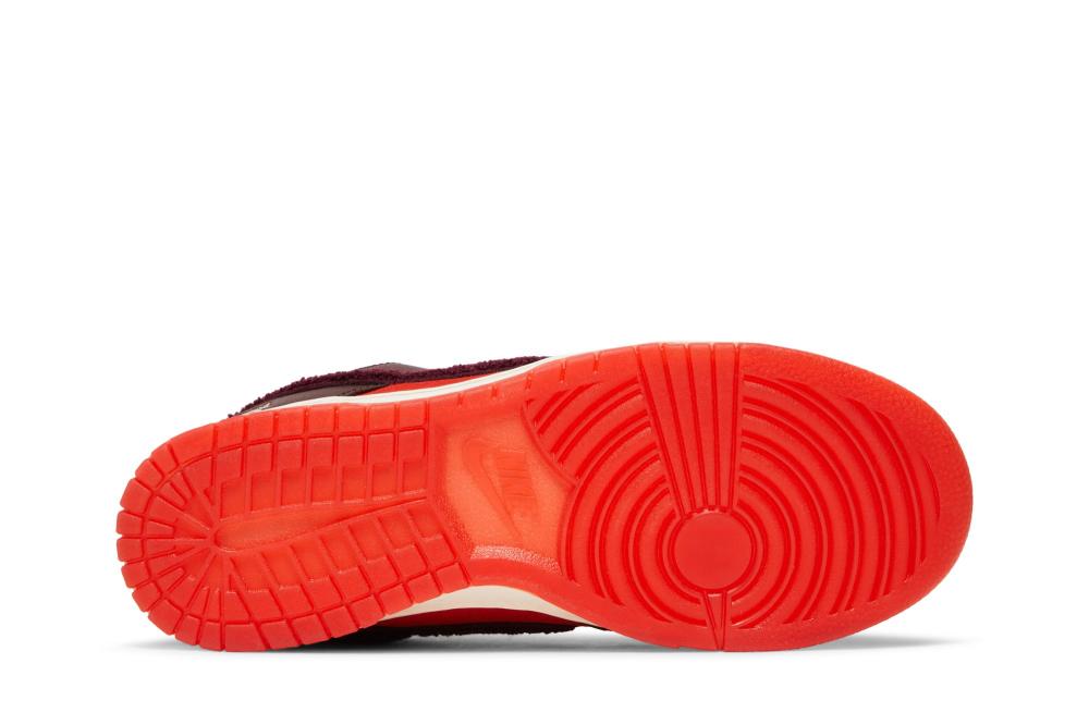 Dunk Low 'Year of the Rabbit - Light Crimson'