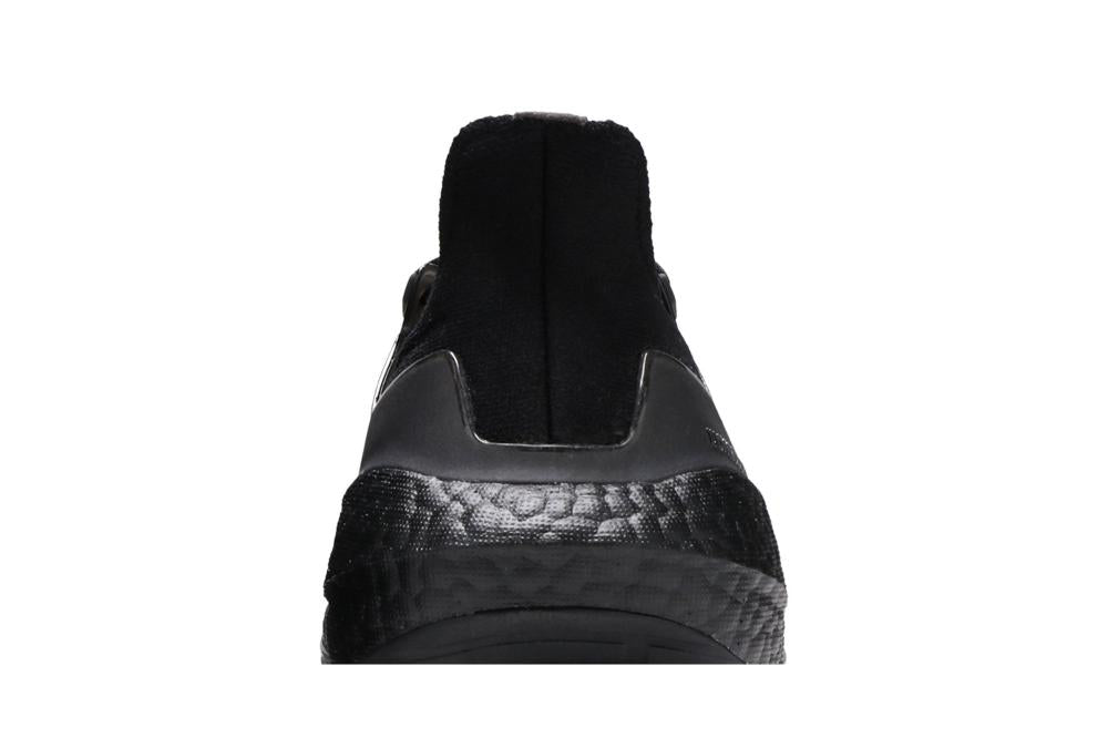 UltraBoost 21 'Triple Black'