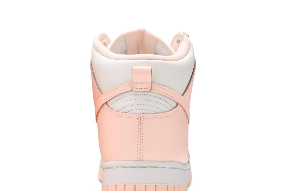 Wmns Dunk High 'Crimson Tint'