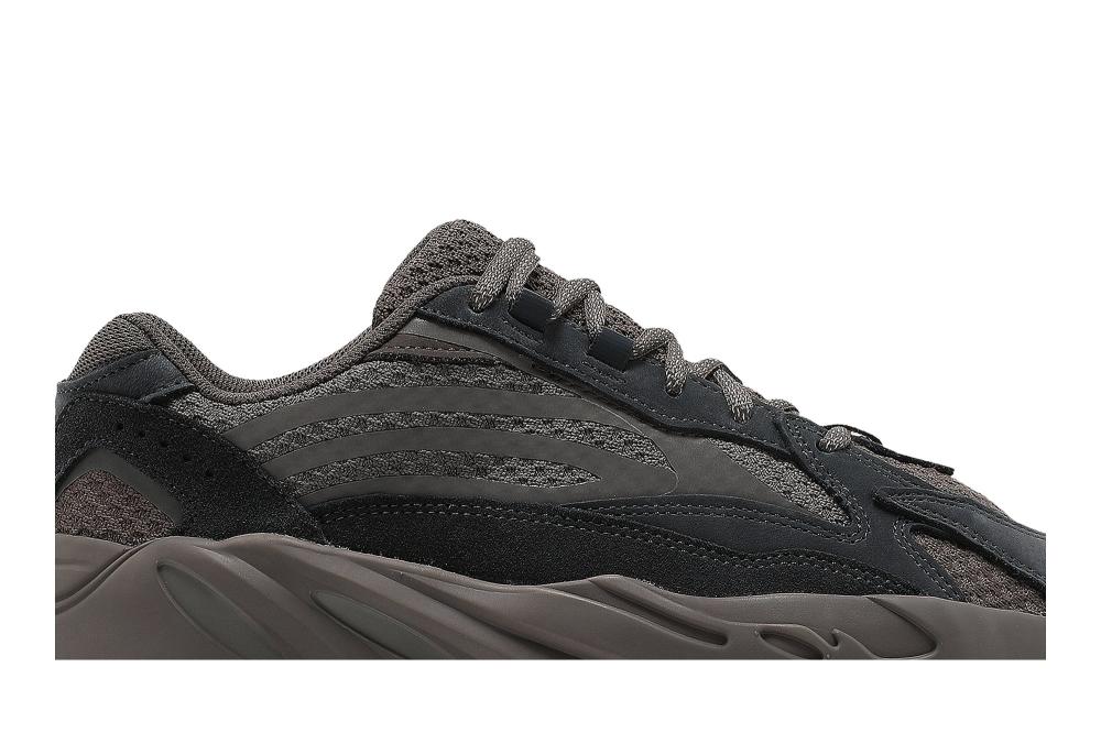 Yeezy Boost 700 V2 'Mauve'