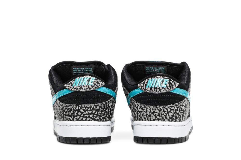 Dunk Low Pro SB 'Atmos Elephant'