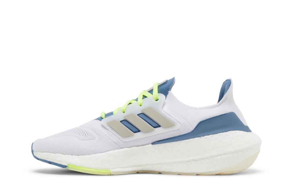 UltraBoost 22 'White Linen Green'