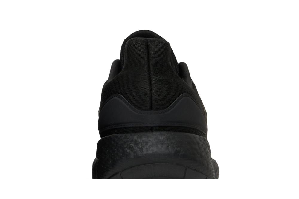 PureBoost 22 'Triple Black'