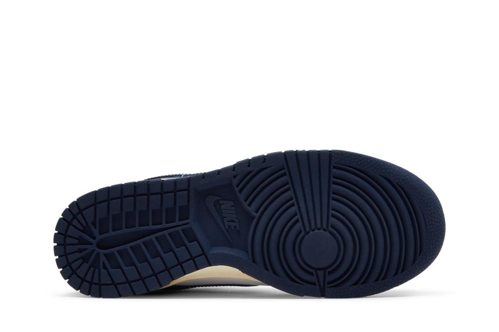 Wmns Dunk Low 'Vintage Navy'