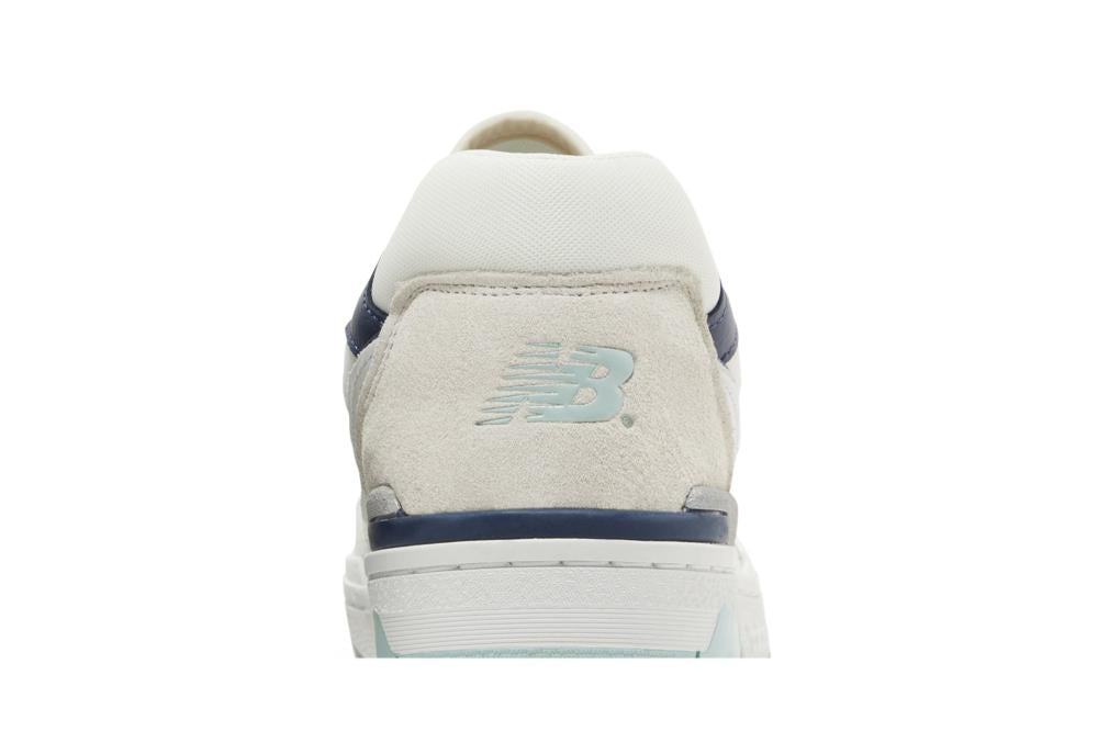 550 'White Winter Fog'