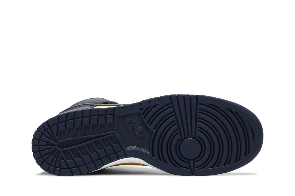 Dunk High SP 'Michigan' 2020