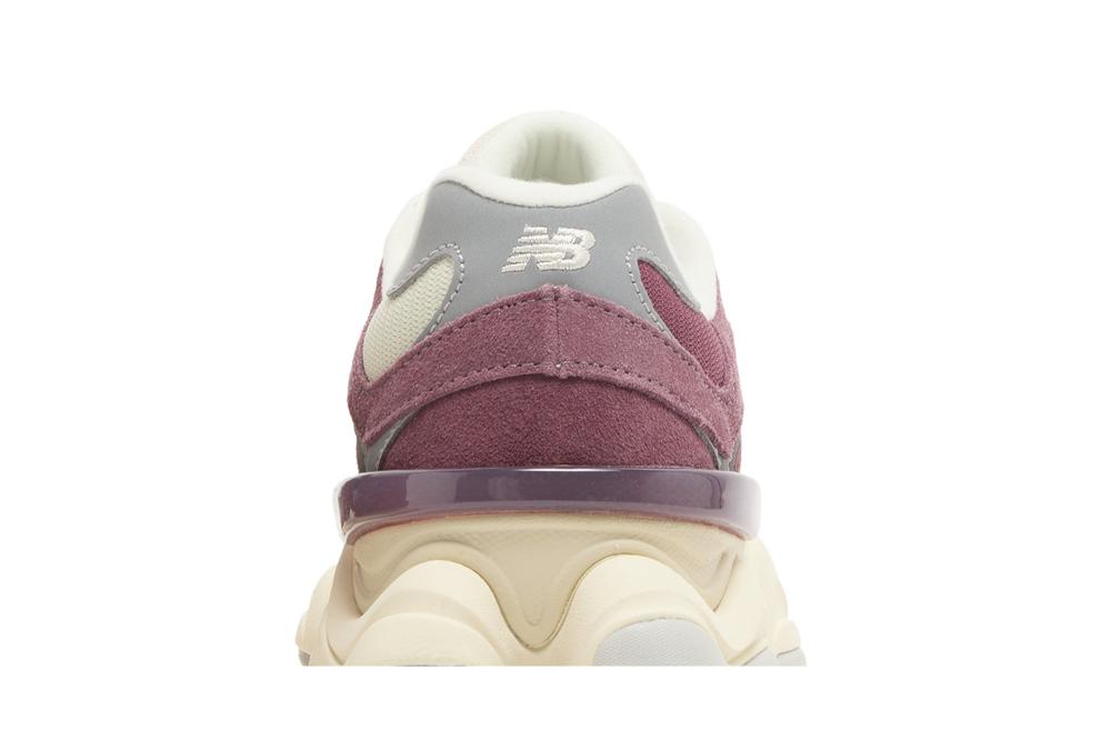 9060 'Washed Burgundy'