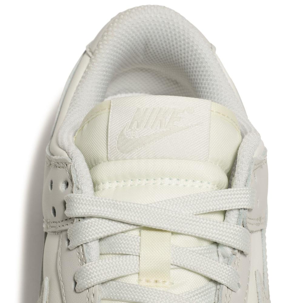 Wmns Dunk Low 'Light Bone'