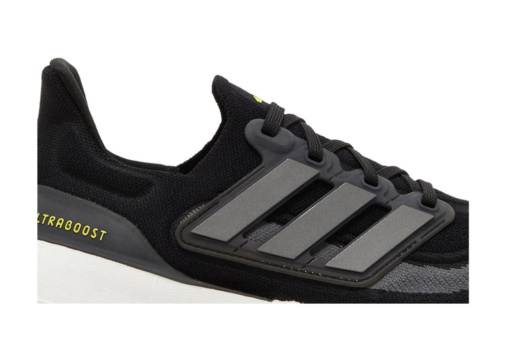 UltraBoost Light 'Core Black'