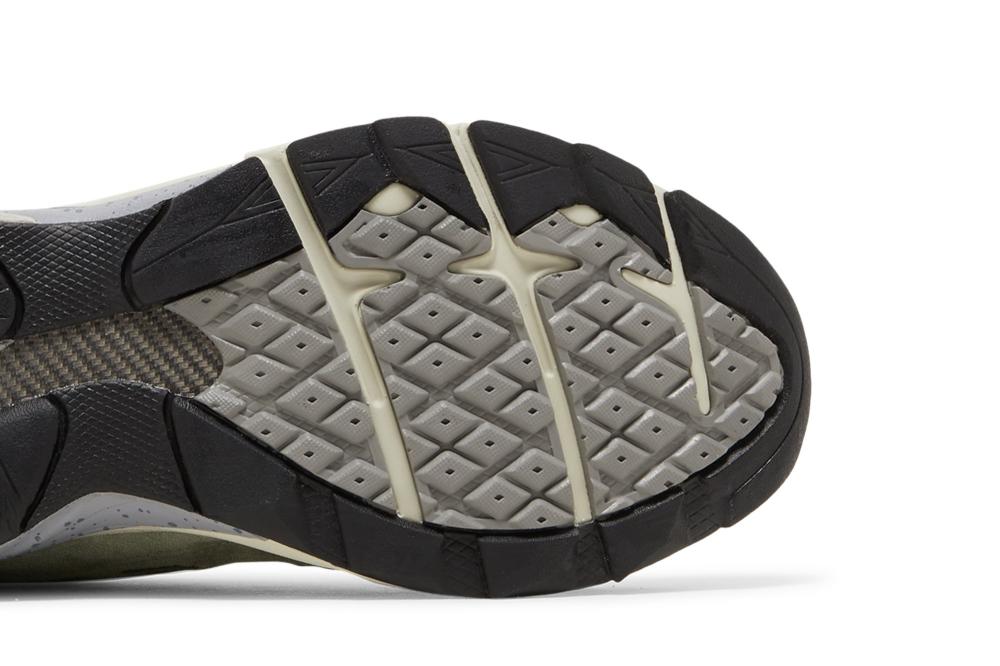 Patta x 990v3 Made in USA 'Keep Your Family Close'