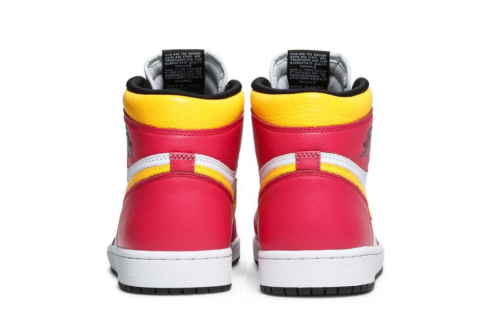 Air Jordan 1 Retro High OG 'Light Fusion Red'