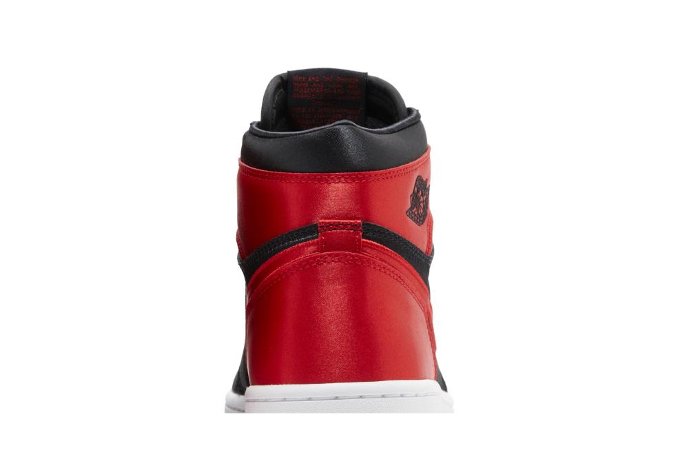 Wmns Air Jordan 1 Retro High OG 'Satin Bred' 2023