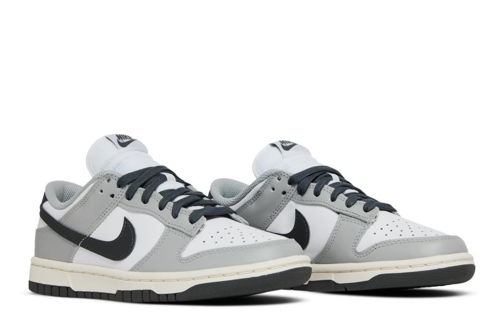 Wmns Dunk Low 'Light Smoke Grey'