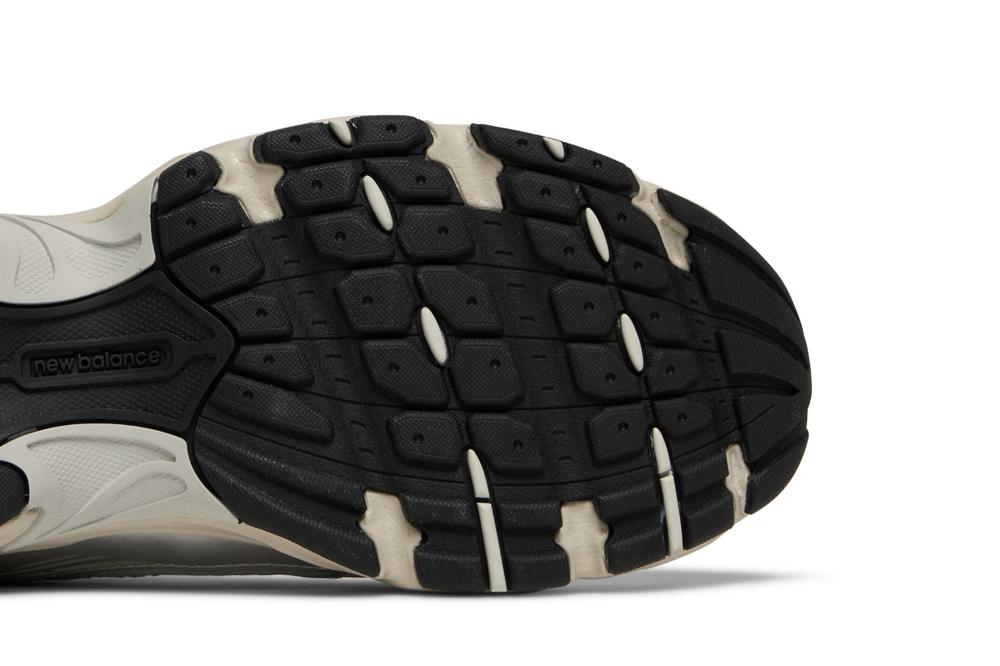 530 'Steel Grey'