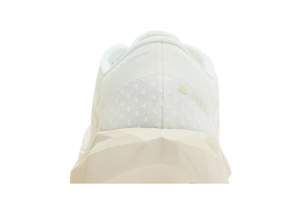 Wmns FuelCell Rebel v4 'White Linen'