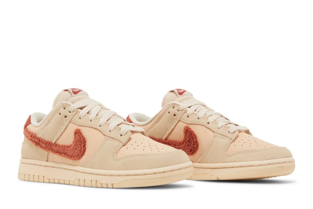 Wmns Dunk Low 'Terry Swoosh'