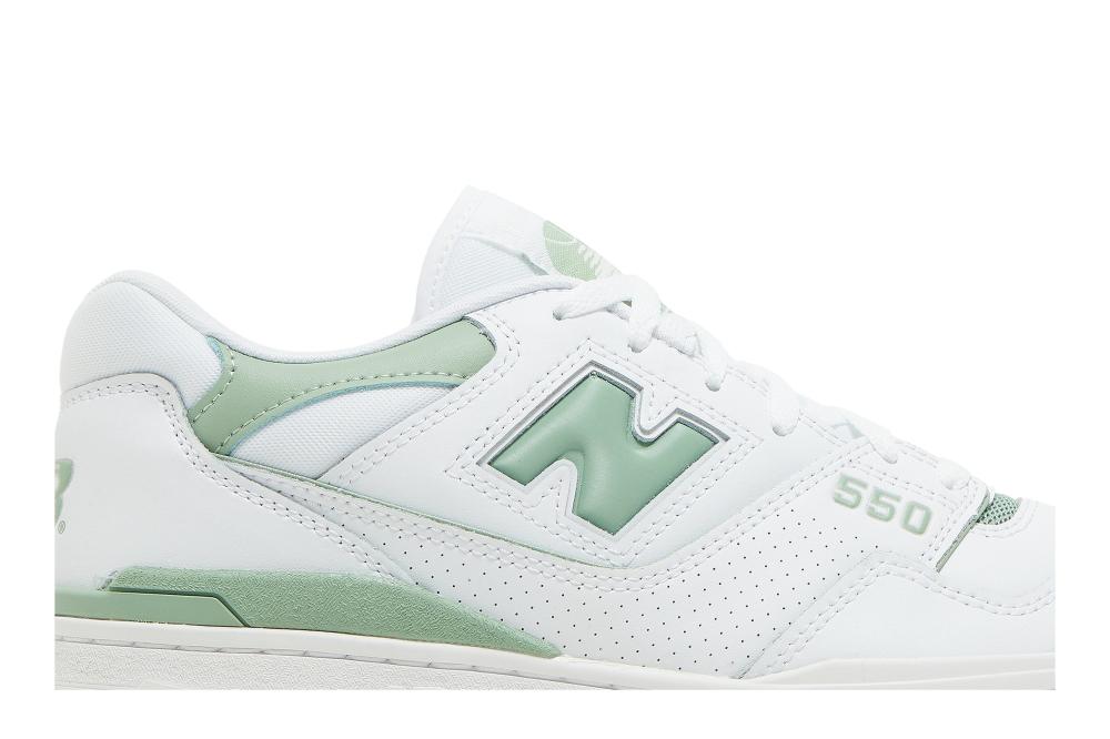 550 'White Mint Green'