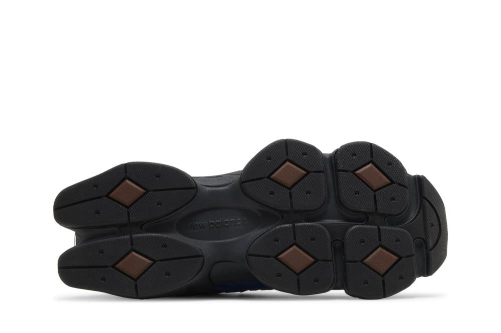 9060 'Dark Royal Brown'