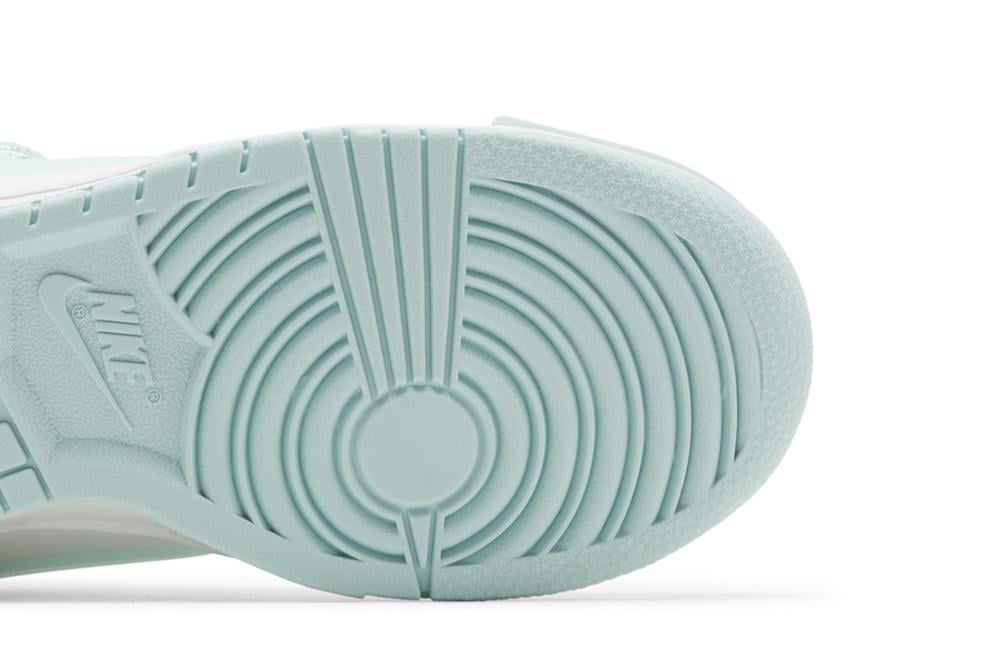 Wmns Dunk Low Twist 'Jade Ice'