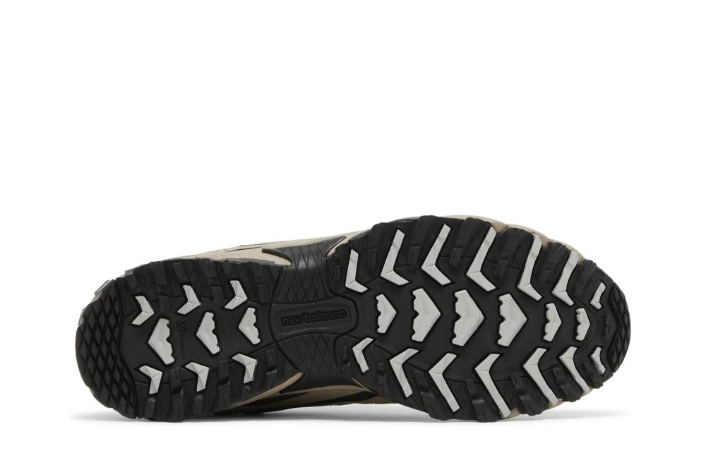 610 'Aluminum Black'