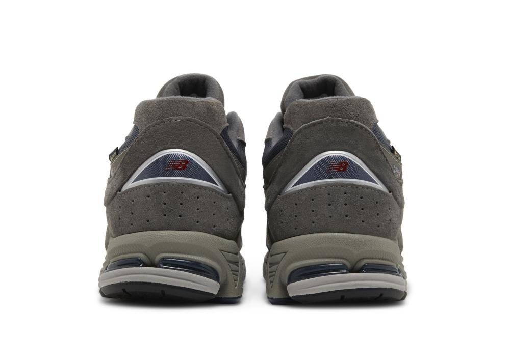 2002R GORE-TEX 'Castlerock Natural Indigo'