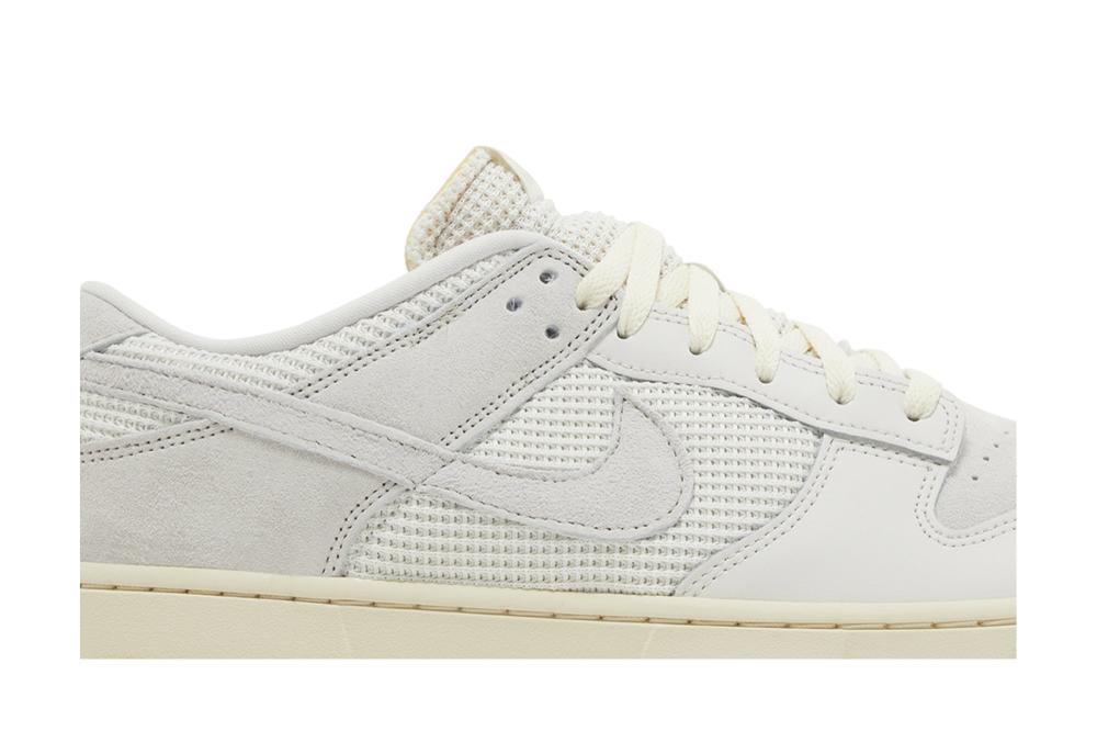 Dunk Low 'Phantom'