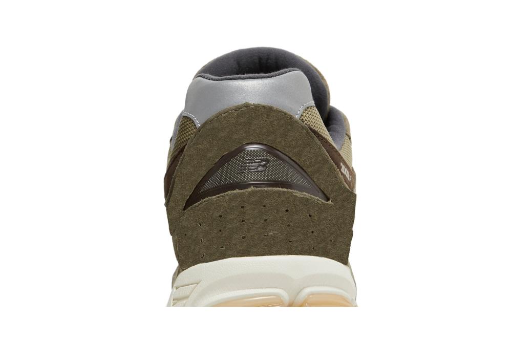 2002R 'Dark Camo'
