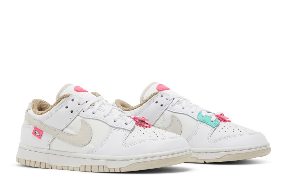 Wmns Dunk Low 'Pink Bling'