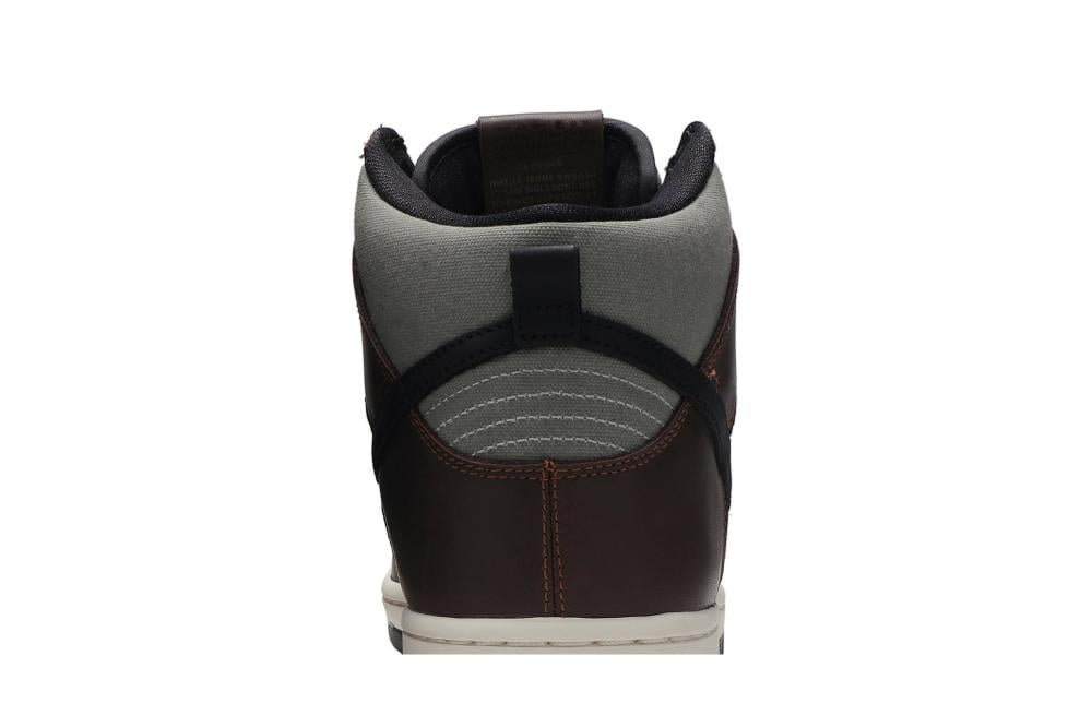 Dunk SB High Pro 'Baroque Brown'