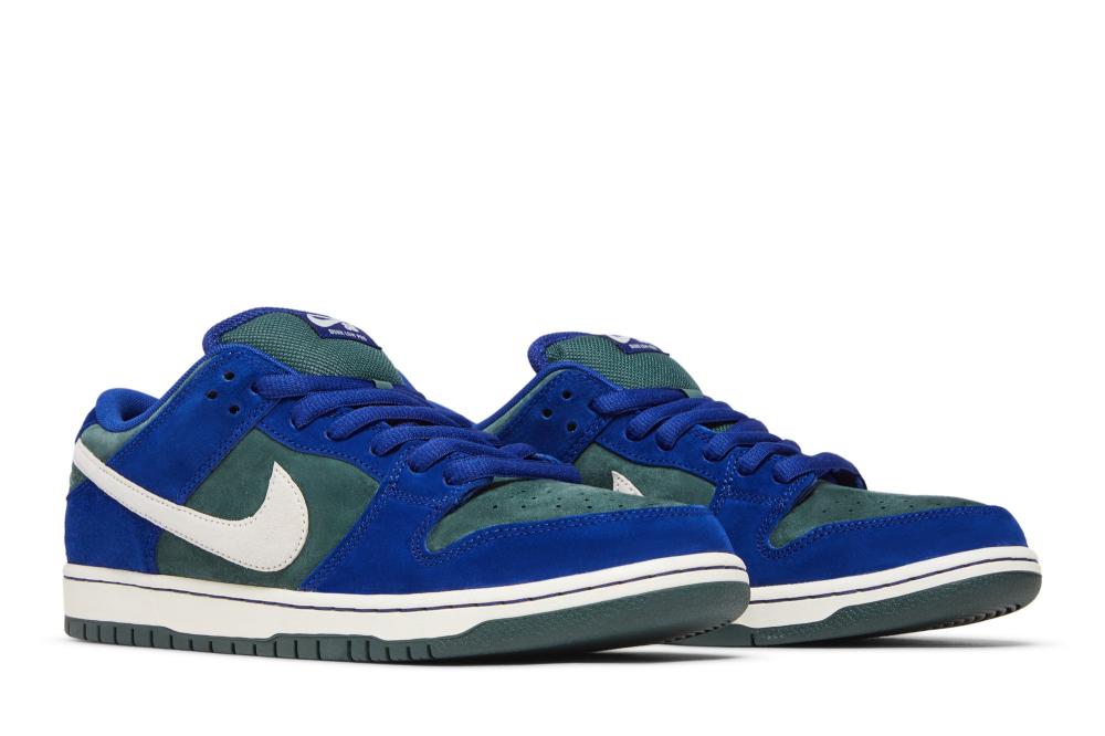 Dunk Low SB 'Deep Royal Vintage Green'