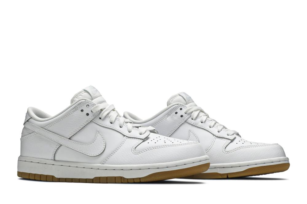 Wmns Dunk Low 'White Gum'