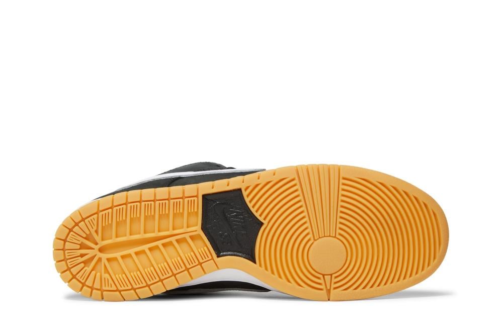 Dunk Low SB 'Black Gum'